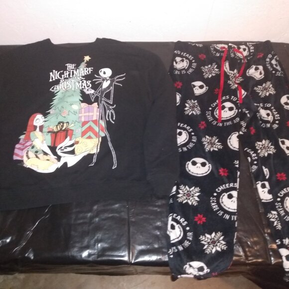 Nightmare before Christmas sweater an pants - Picture 1 of 5